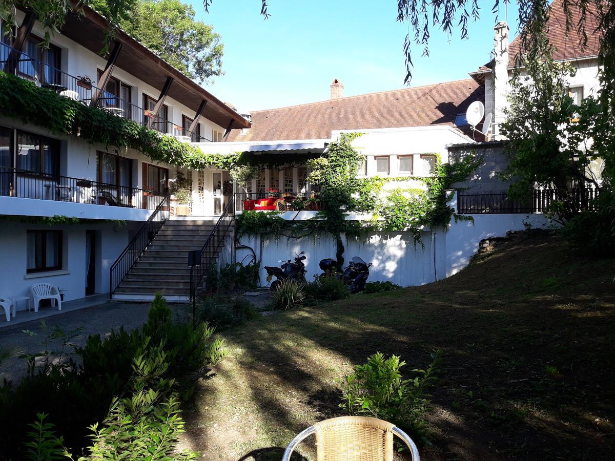 Hotel Restaurant La Croix Blanche Lyon Exteriör bild
